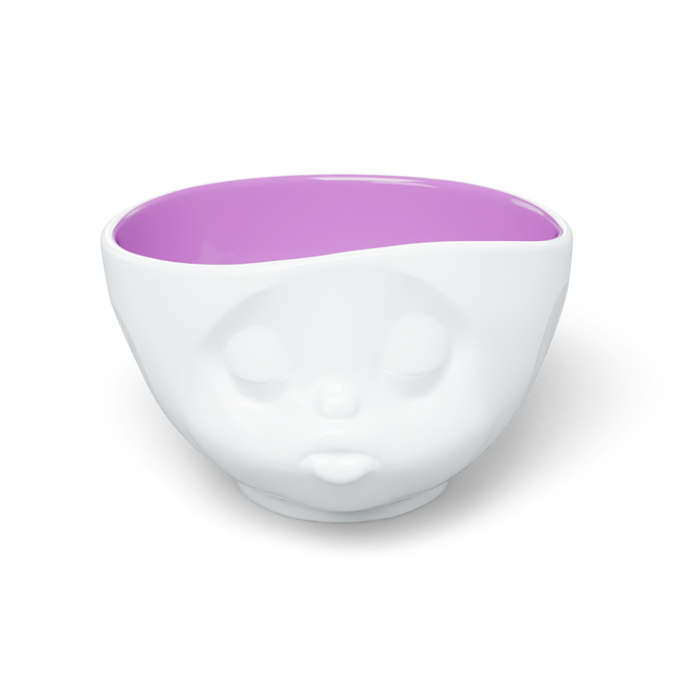 Premium porcelain bowl in white with berry color inside from the porcelain product family by FIFTYEIGHT Products. Offers 16 oz capacity perfect for serving cereal, soup, snacks and much more. Dishwasher and microwave safe bowl featuring a sculpted ‘kissing’ facial expression. Shipped in exclusively designed gift box.