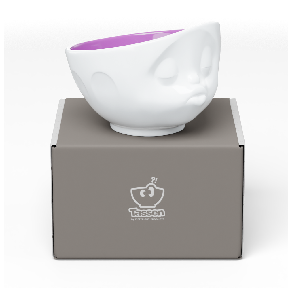Premium porcelain bowl in white with berry color inside from the porcelain product family by FIFTYEIGHT Products. Offers 16 oz capacity perfect for serving cereal, soup, snacks and much more. Dishwasher and microwave safe bowl featuring a sculpted ‘kissing’ facial expression. Shipped in exclusively designed gift box.