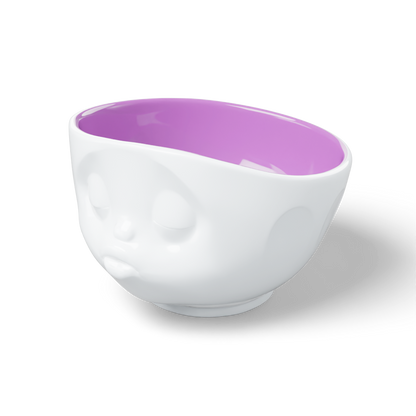 Premium porcelain bowl in white with berry color inside from the porcelain product family by FIFTYEIGHT Products. Offers 16 oz capacity perfect for serving cereal, soup, snacks and much more. Dishwasher and microwave safe bowl featuring a sculpted ‘kissing’ facial expression. Shipped in exclusively designed gift box.