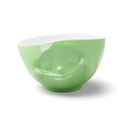Premium porcelain bowl in light green from the porcelain product family of fun dishware by FIFTYEIGHT Products. Offers 16 oz capacity perfect for serving cereal, soup, snacks and much more. Dishwasher and microwave safe bowl featuring a sculpted ‘happy’ facial expression. Shipped in exclusively designed gift box.